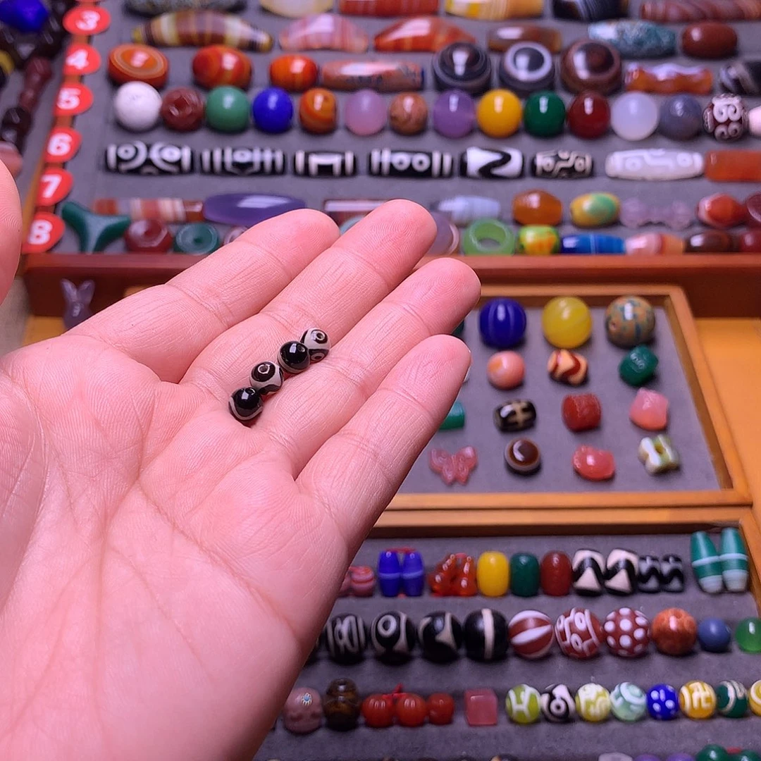 天***告玛瑙/玉髓未镶嵌颈饰