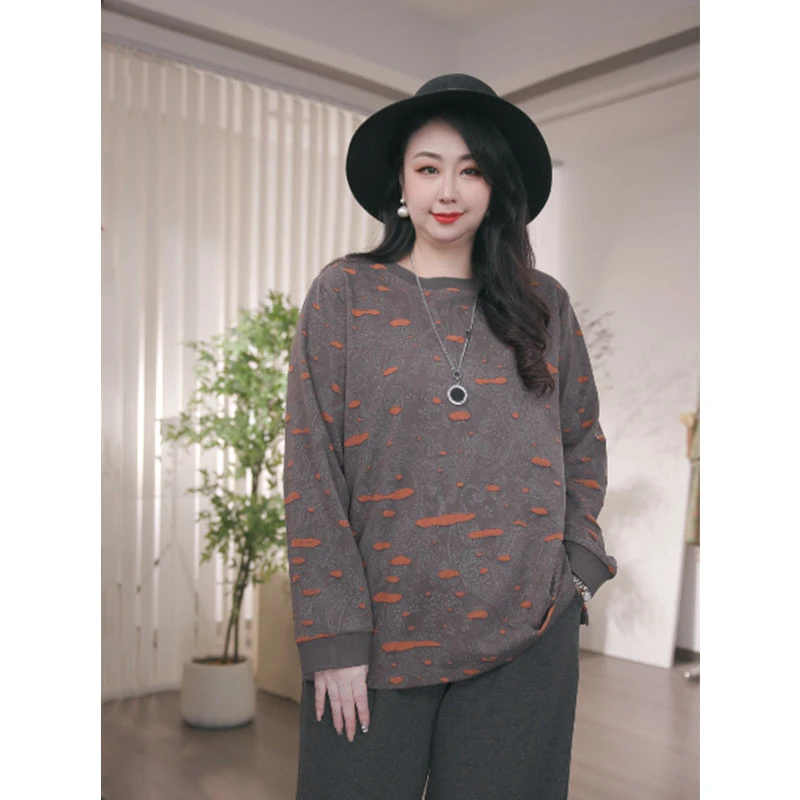 大码女装宽松型常规款女性简约风长袖圆领大码T恤
