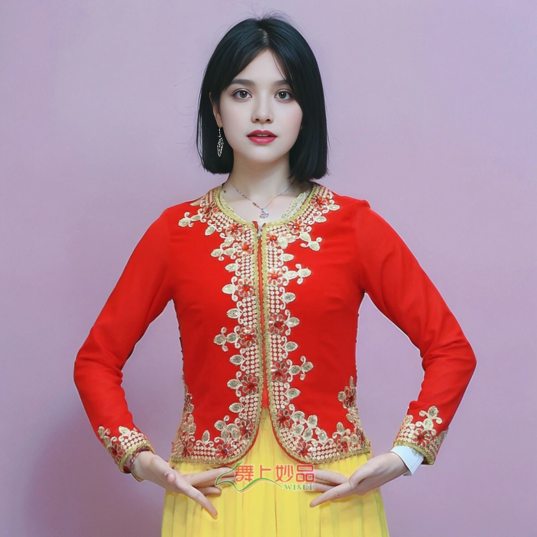 新疆传统舞蹈服装金丝绒低领外套