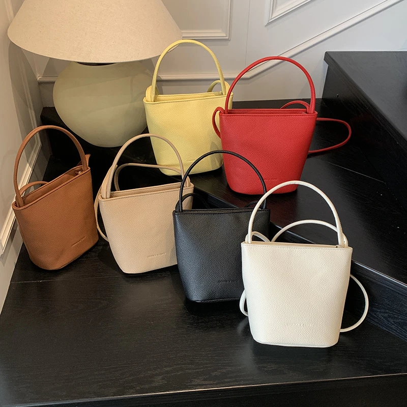 韩系小众设计简约通勤手机包包女2025夏季新款时尚斜挎水桶包