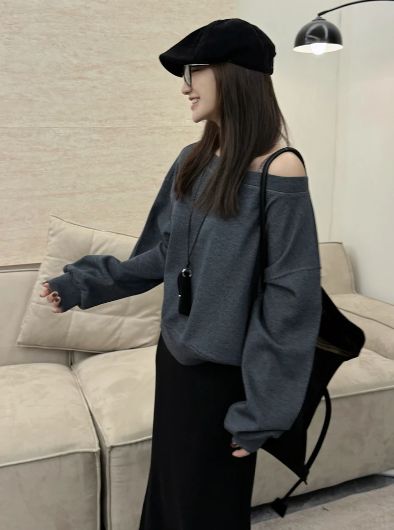 玖黛衣【云端】早秋纯色宽松显瘦百搭长袖T恤TXP44229