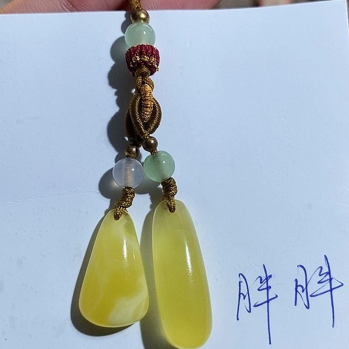 琥珀颈饰未镶嵌琥珀蜜蜡