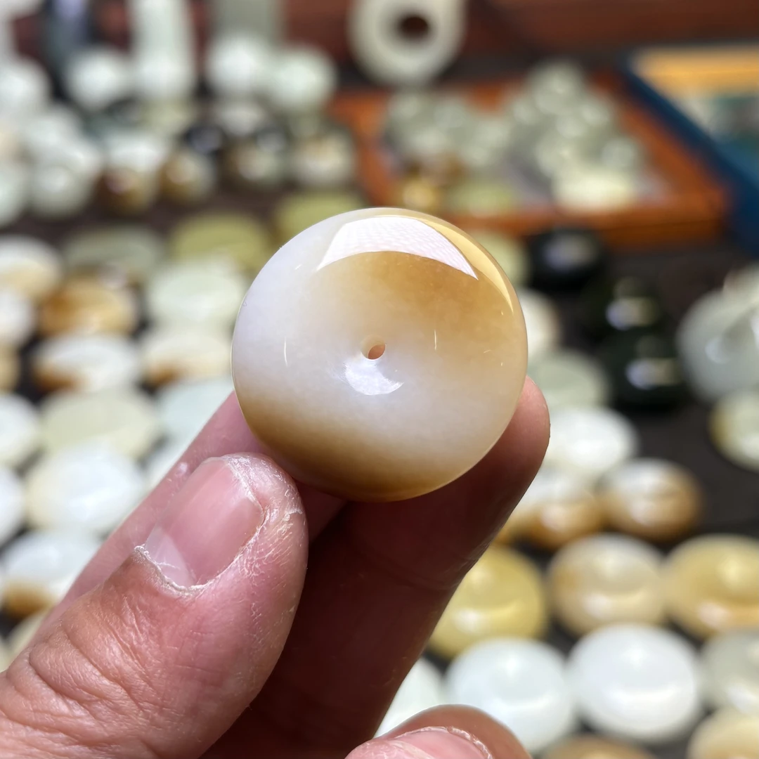 30✖️8老熟糖白玉新疆和田玉红糖白玉平安扣吊坠挂件
