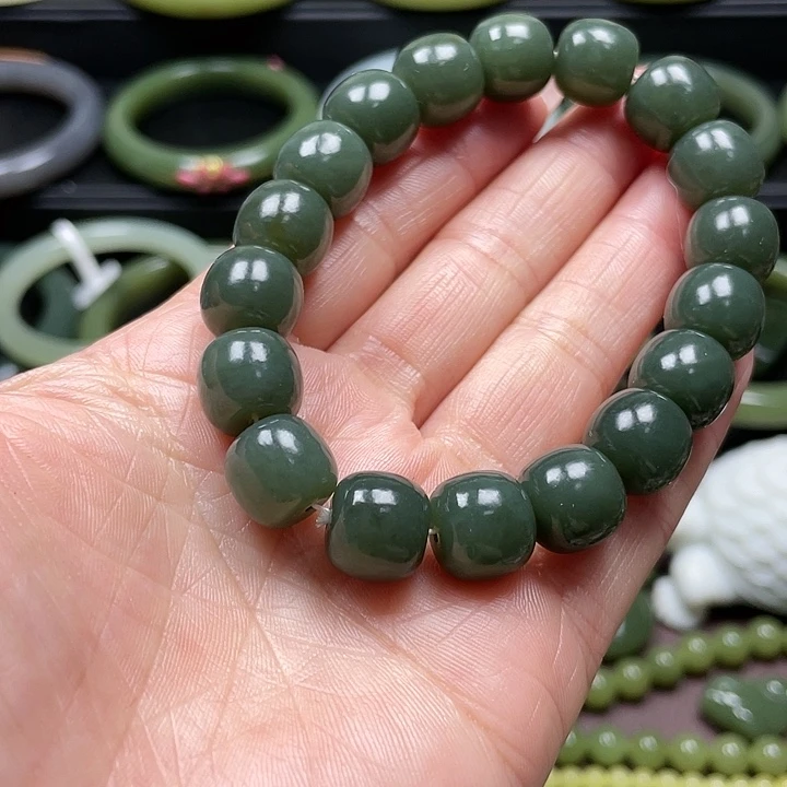 和田玉未镶嵌手链