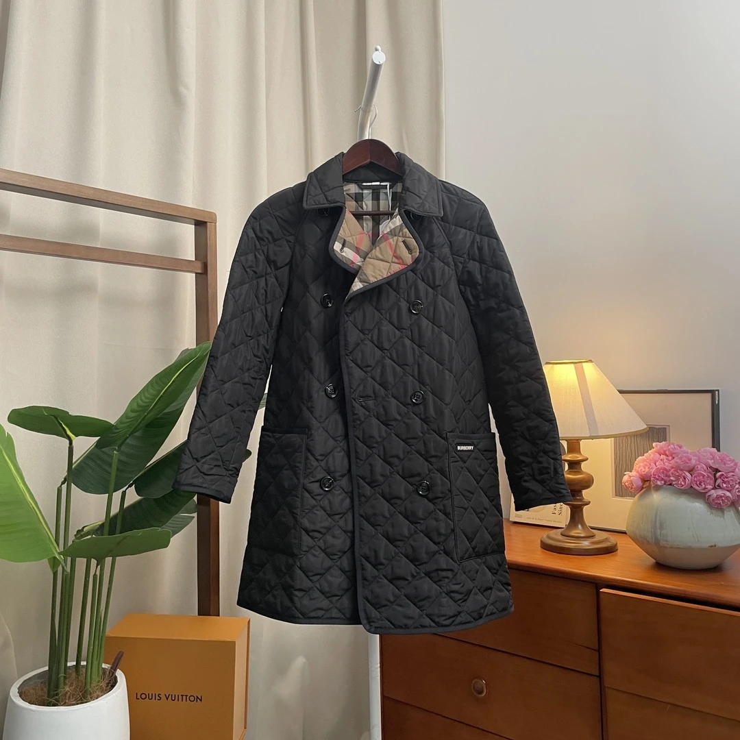 99新 BURBERRY/博柏利 青奢荟/XS码/休闲黑菱格中长棉服外套82479
