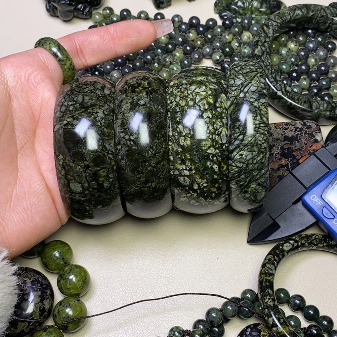 蛇纹石玉手链未镶嵌浓