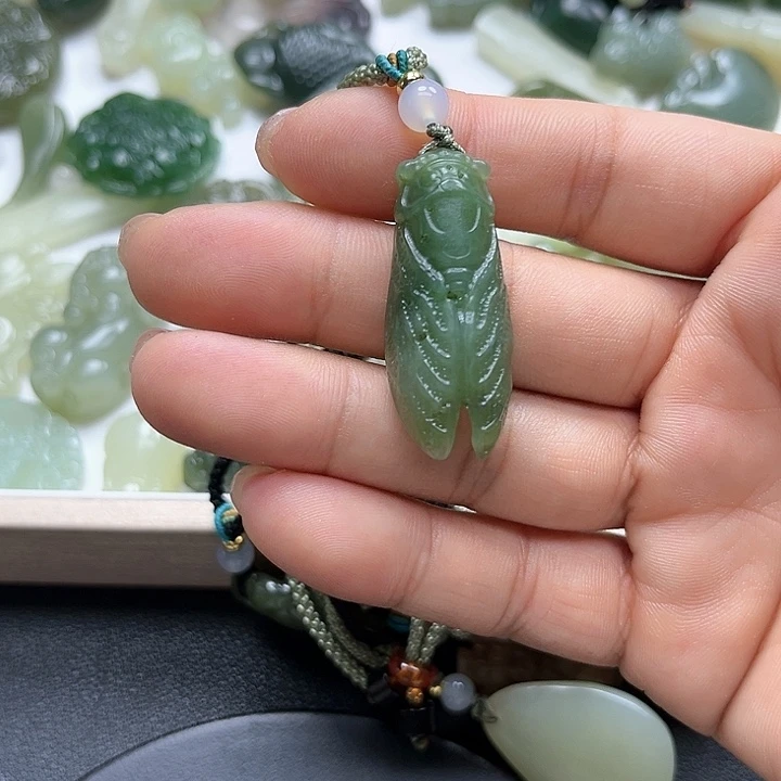 【闪购商品】颈饰未镶嵌和田玉