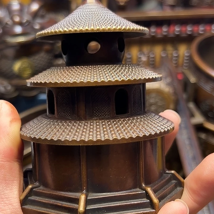 精美铜器批发档口