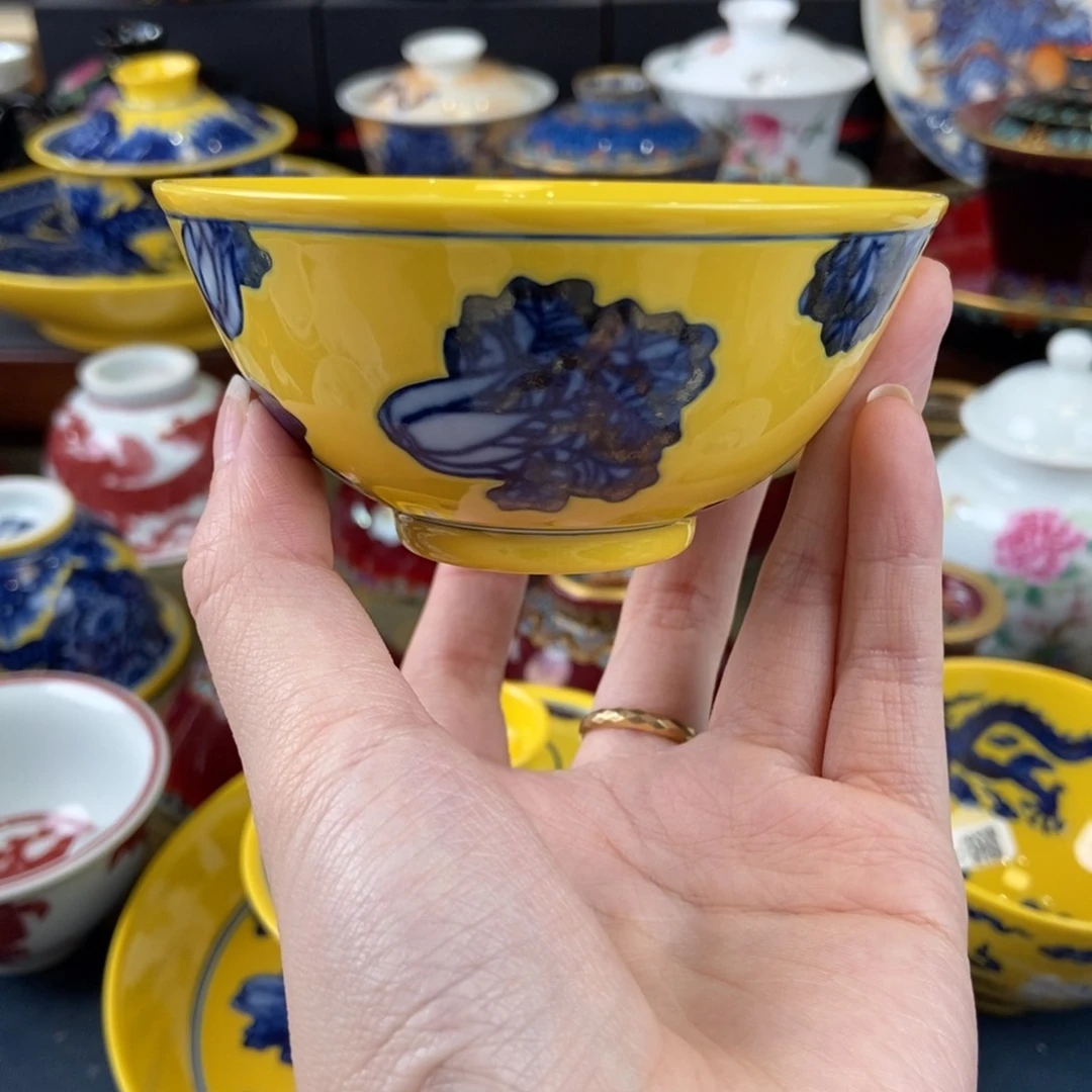 陶瓷艺术家的作品是一