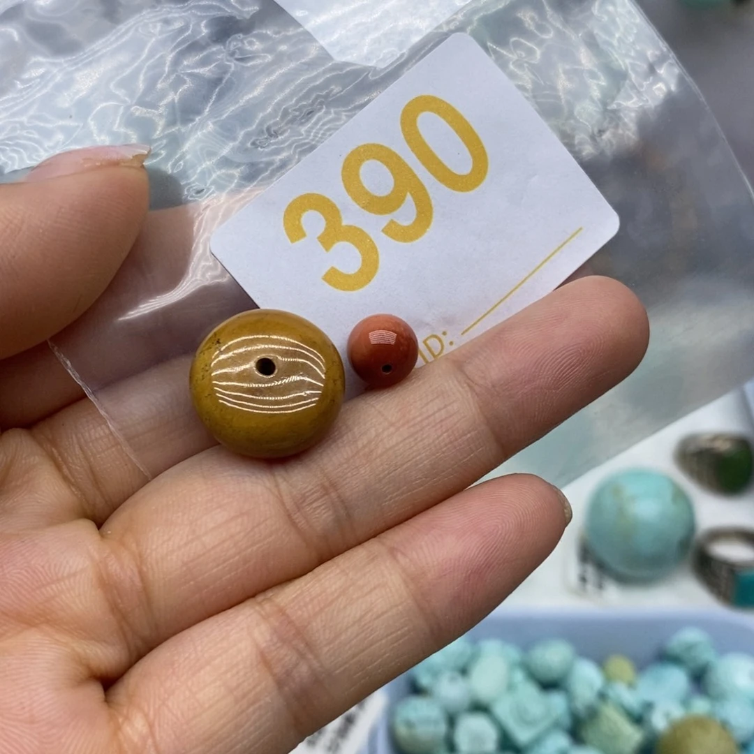 未镶嵌南红玛瑙珠宝奇石