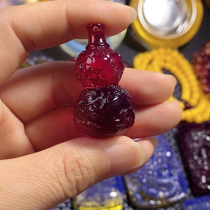 血珀小葫芦，高43.2