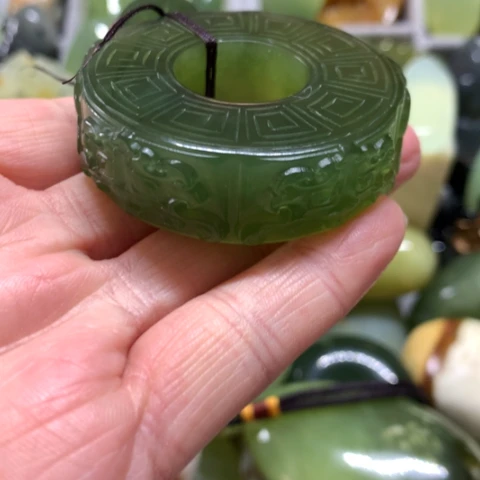 蛇纹石玉未镶嵌手把件