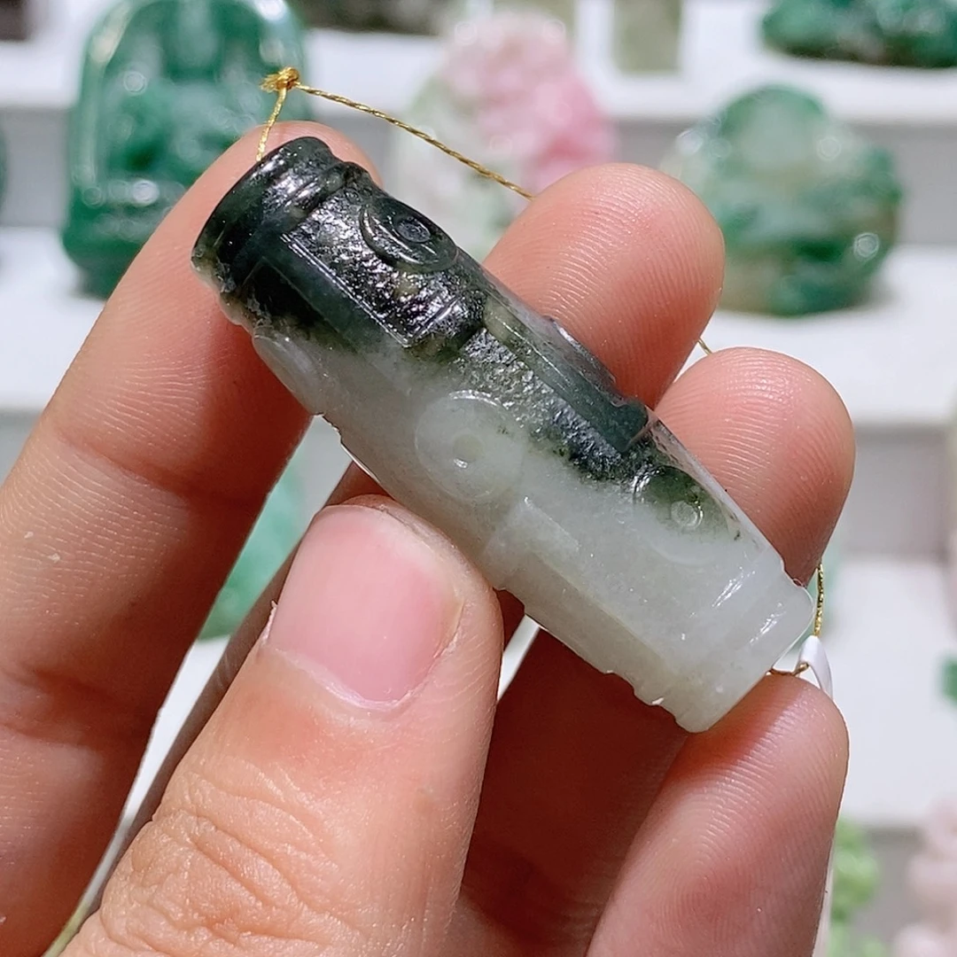 独山玉未镶嵌吊坠