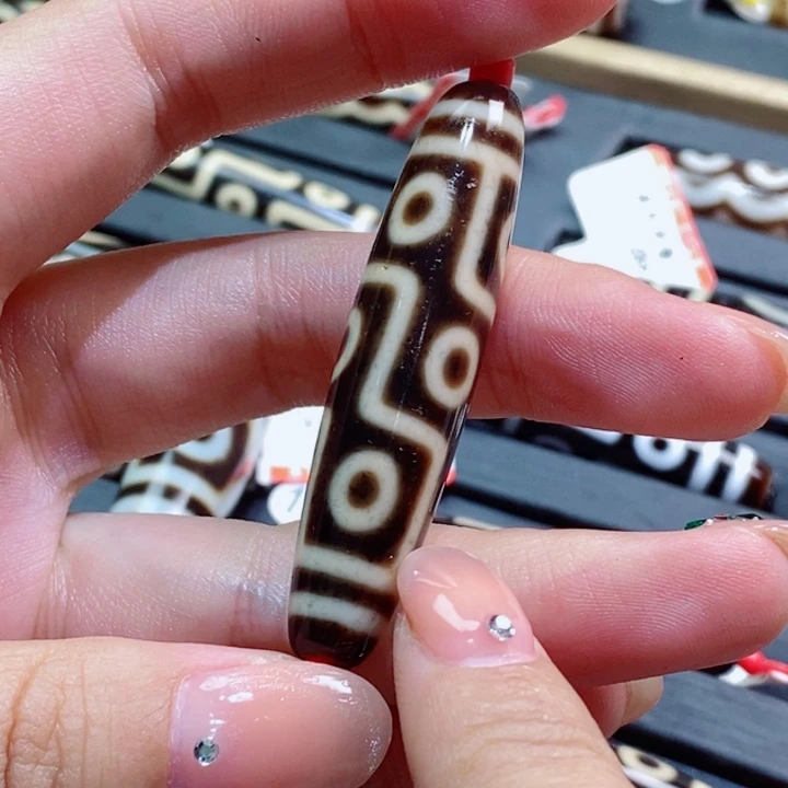 定***针玛瑙/玉髓（覆膜）颈饰未镶嵌
