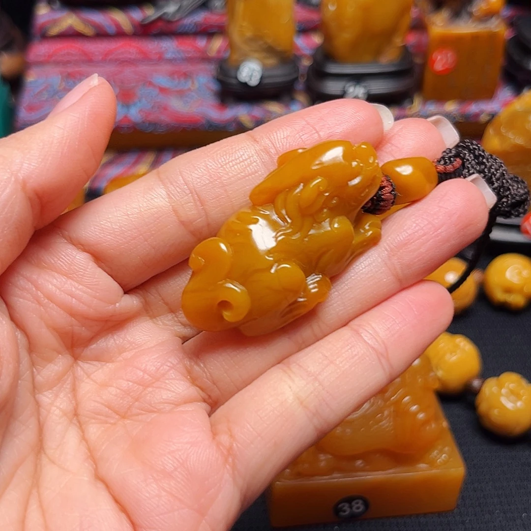 星***田黄石石雕石雕石雕