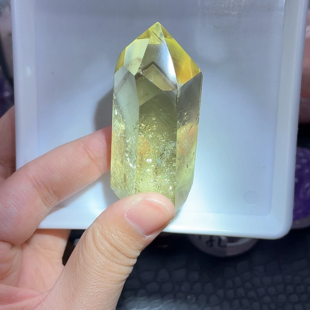 珠宝半成品未镶嵌水晶92黄水晶柱子带隐山6.4cm