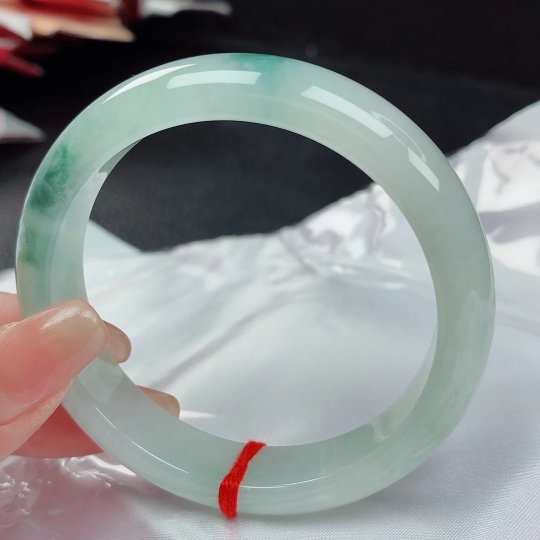 翡翠手镯未镶嵌56+