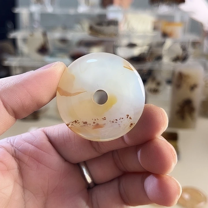 玛瑙/玉髓吊坠(不含链)未镶嵌不****名