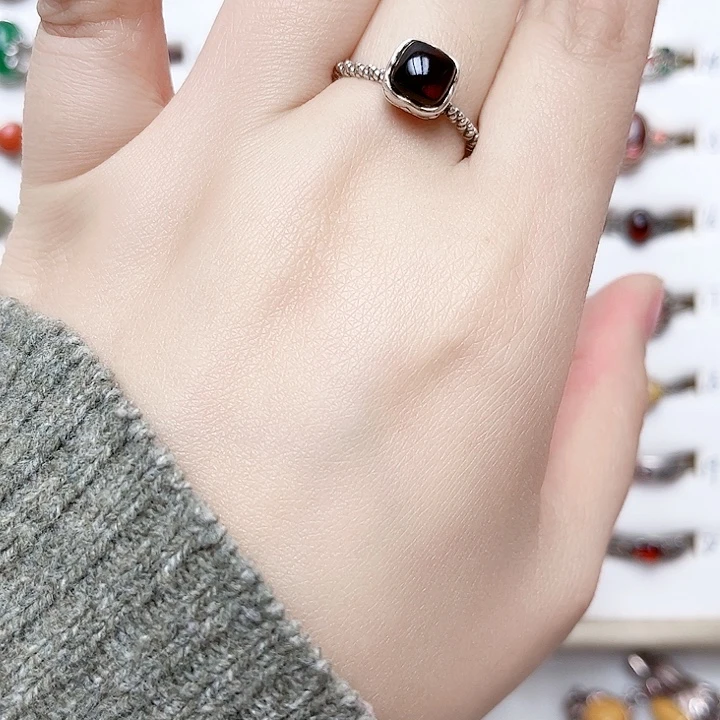 血珀银S925镶嵌戒指