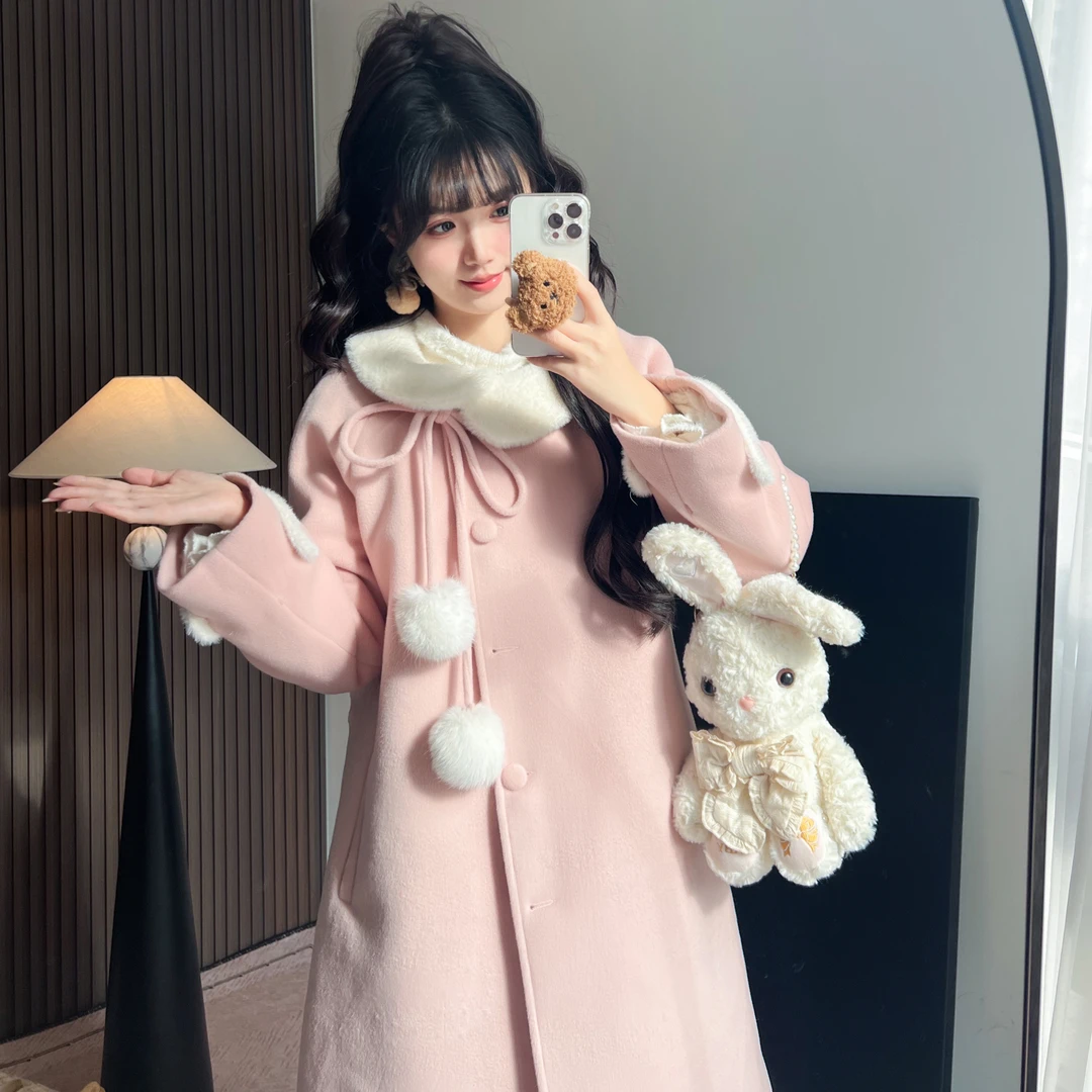 花崎鹿原创玉桂融雪秋冬长款毛呢外套毛绒加厚娃娃领甜美粉色减龄