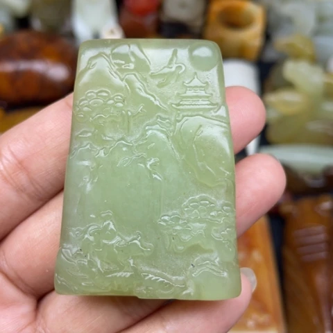 未镶嵌蛇纹石玉颈饰66