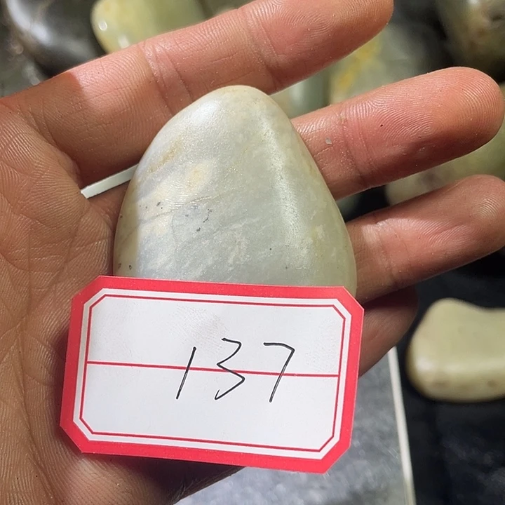 和田玉未镶嵌颈饰137