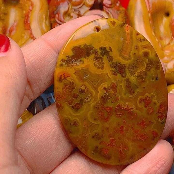 玛瑙/玉髓未镶嵌吊坠