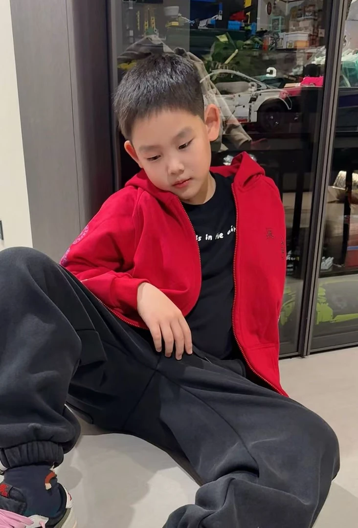 CCYU 马蹄连帽外套A227