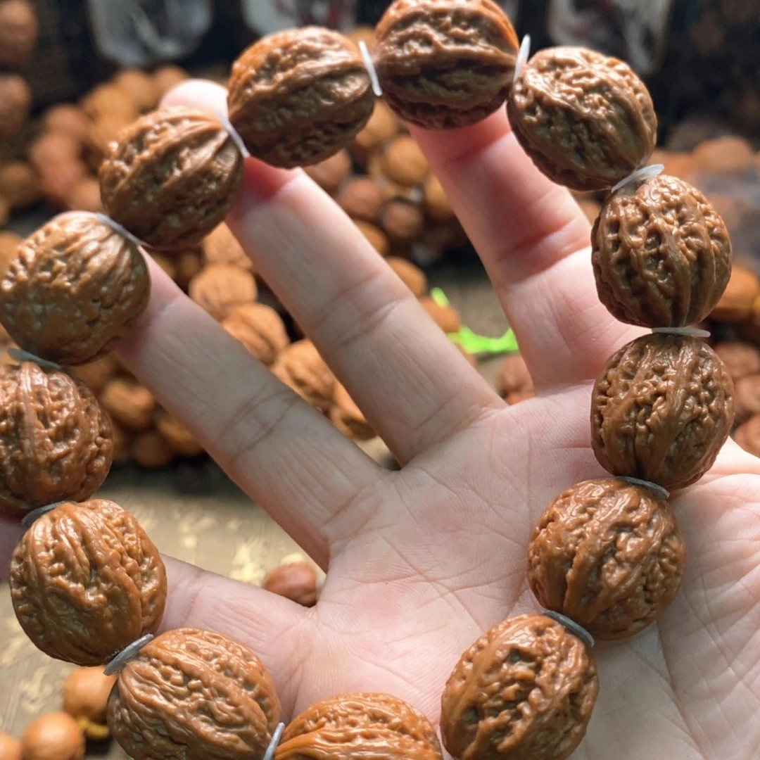 文玩核桃手串A****j文玩核桃蚂蚁纹