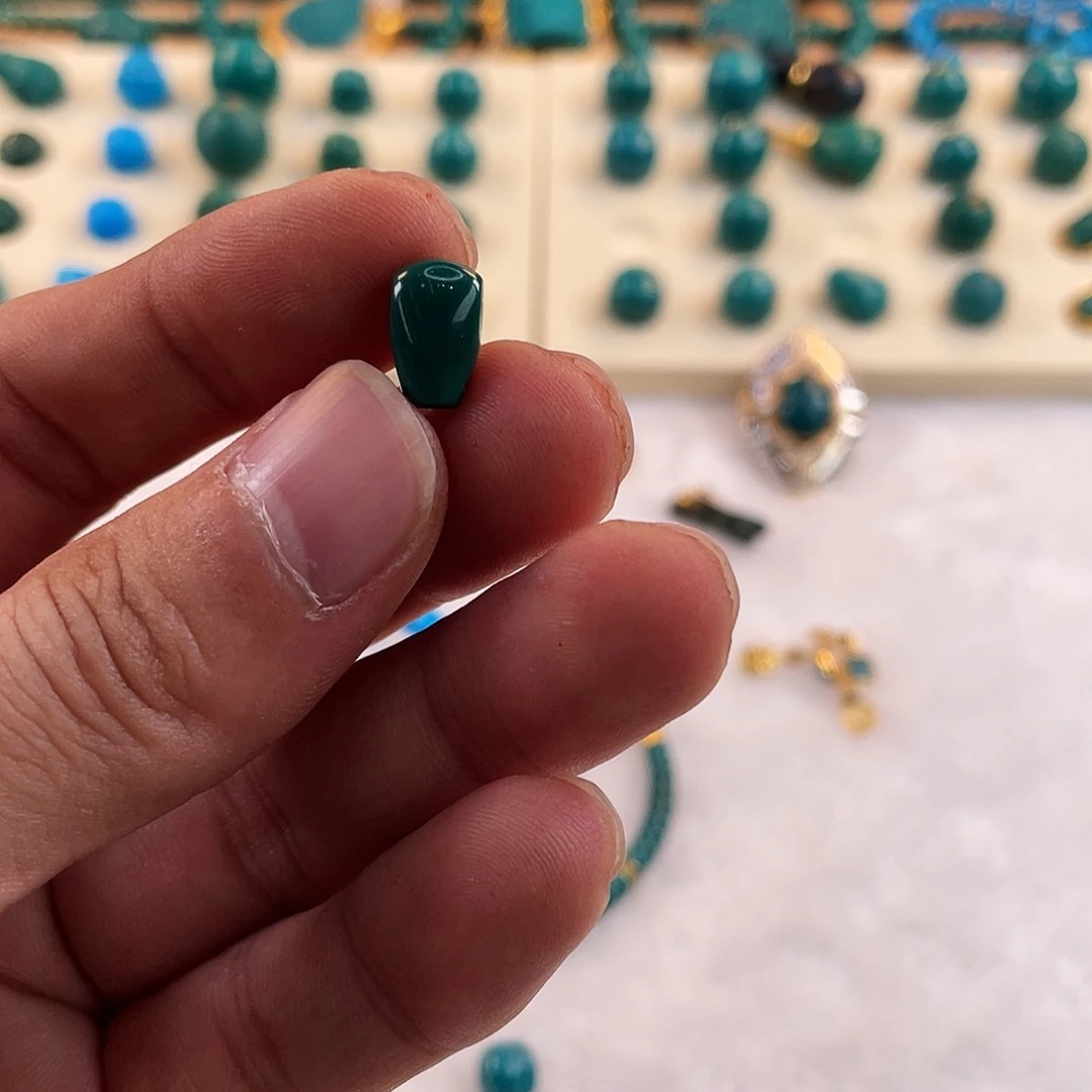 绿松石未镶嵌配饰