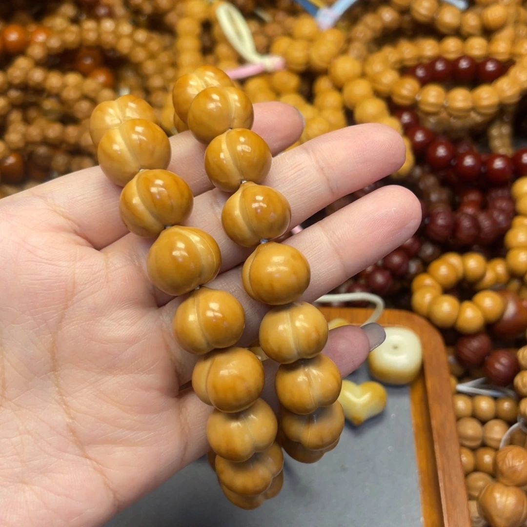 猴头核桃微瑕柯基屁桃两条