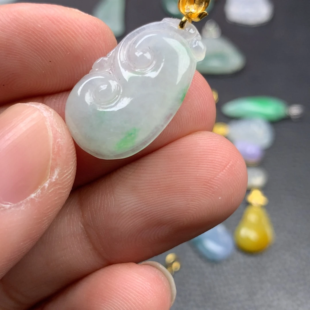 【闪购商品】颈饰18K金镶嵌翡翠翡翠