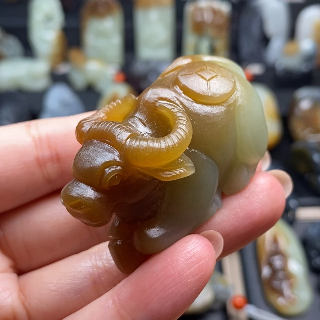 和田玉把件未镶嵌行**逺