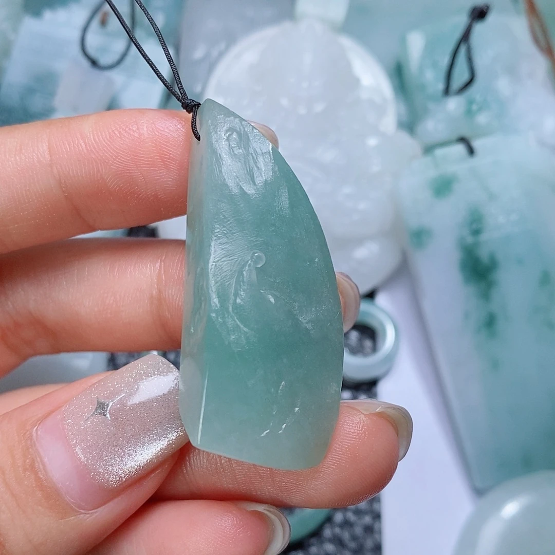 定制翡翠未镶嵌毛货付款后确认抛光