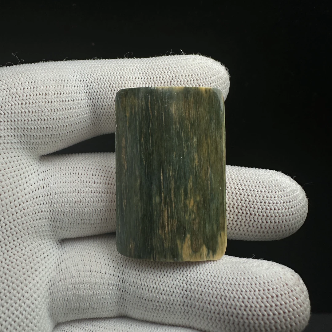 E4758 天然猛犸牙蓝皮牌子27*41.7*8.4mm支持鉴定 假一罚四