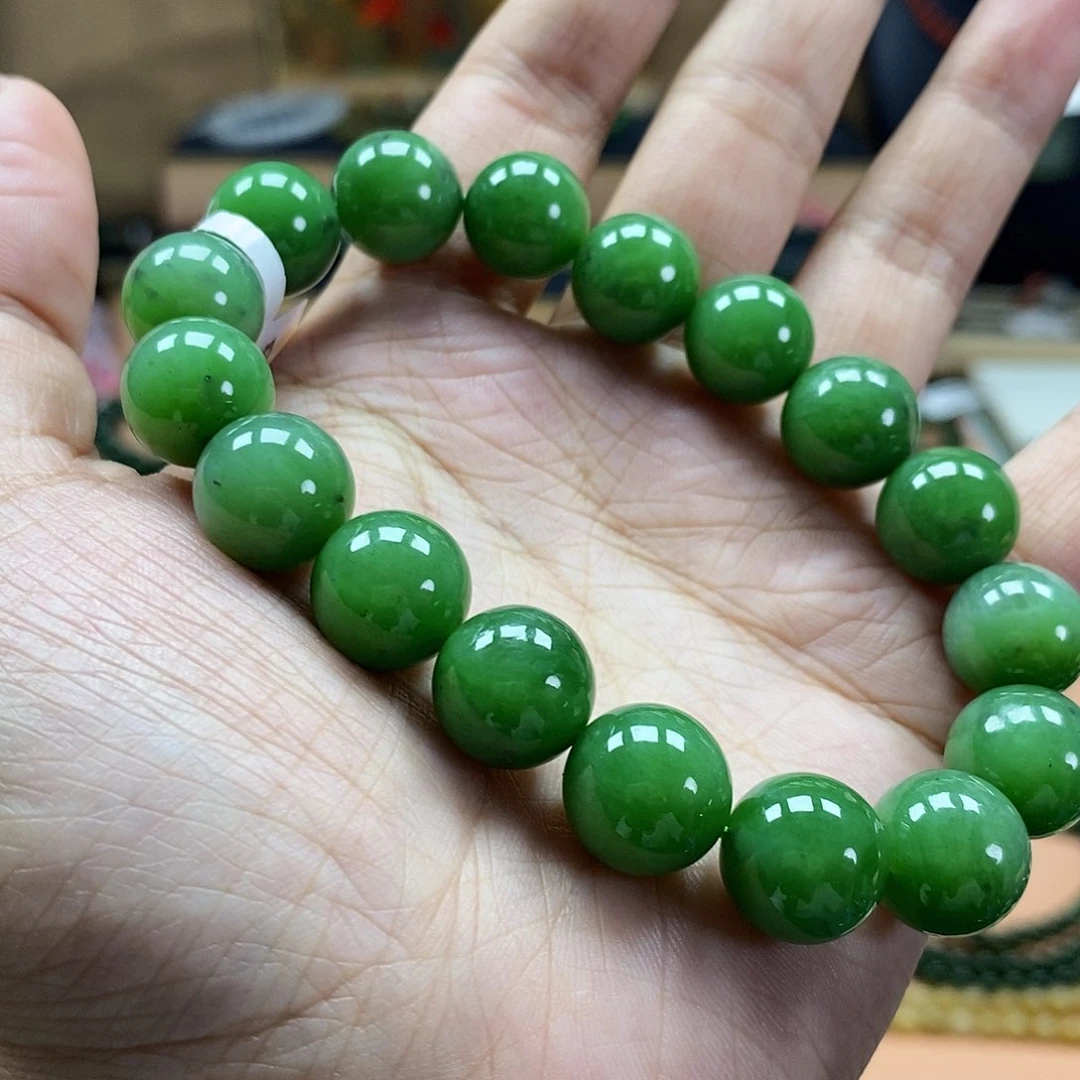 颈饰未镶嵌和田玉（碧玉）12mm