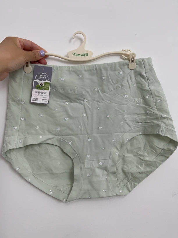 2025年女三角内裤90棉棉感内裤印花时尚舒服80-155斤吸汗透气