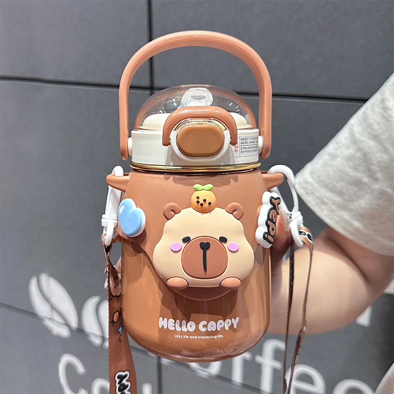 卡皮巴拉水杯保温杯儿童上学专用防摔斜跨水壶女生高颜值吸管杯子