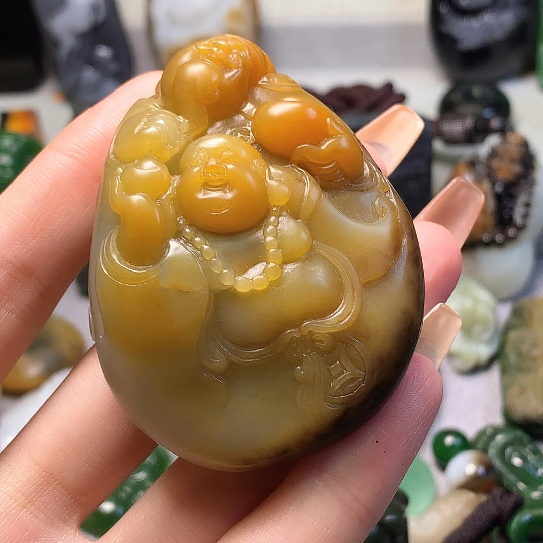 和田玉未镶嵌颈饰毛***仰