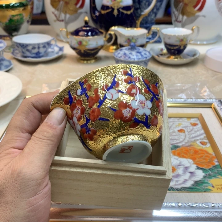 钰***妍紫砂金瓷阁精品瓷器店