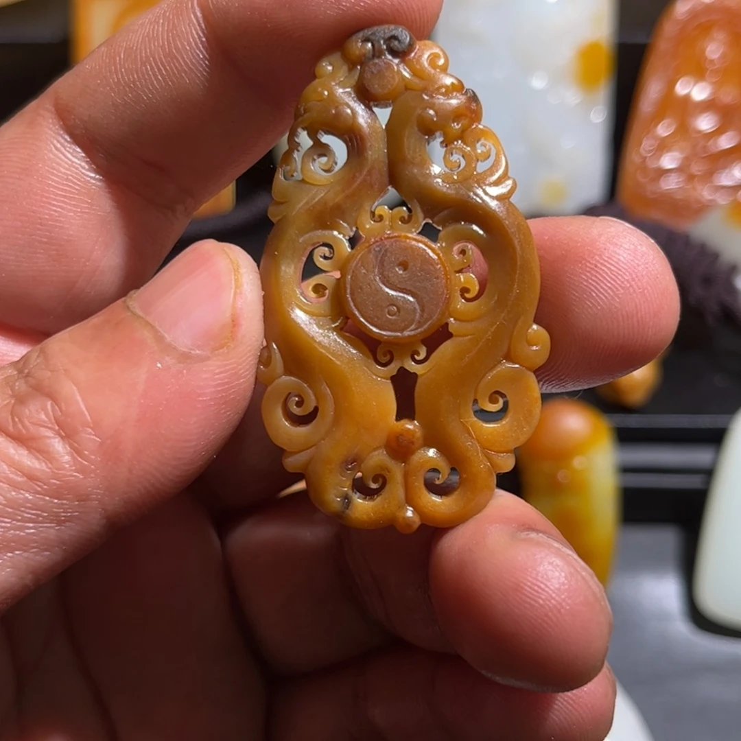 和田玉挂件未镶嵌在****9