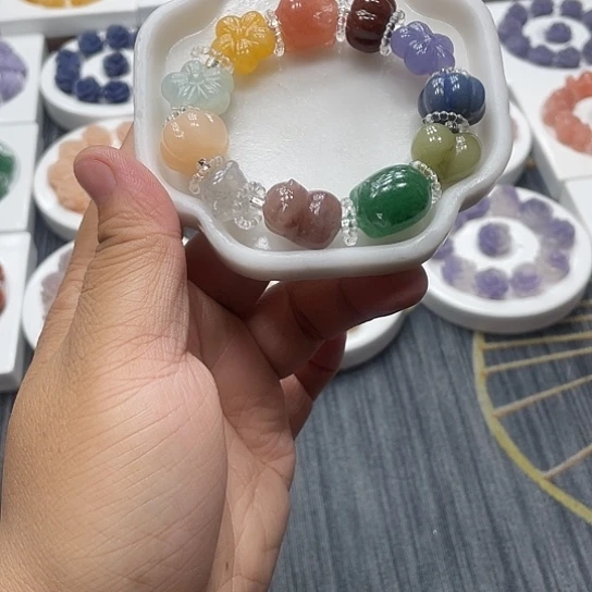 石英质玉（非洲翠）合金手串