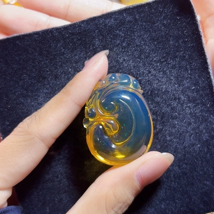 蓝珀未镶嵌珠宝奇石墨西哥蓝珀如意