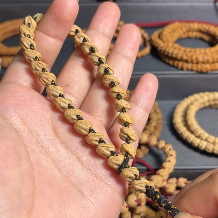 武***店柏香籽/百香籽吊坠