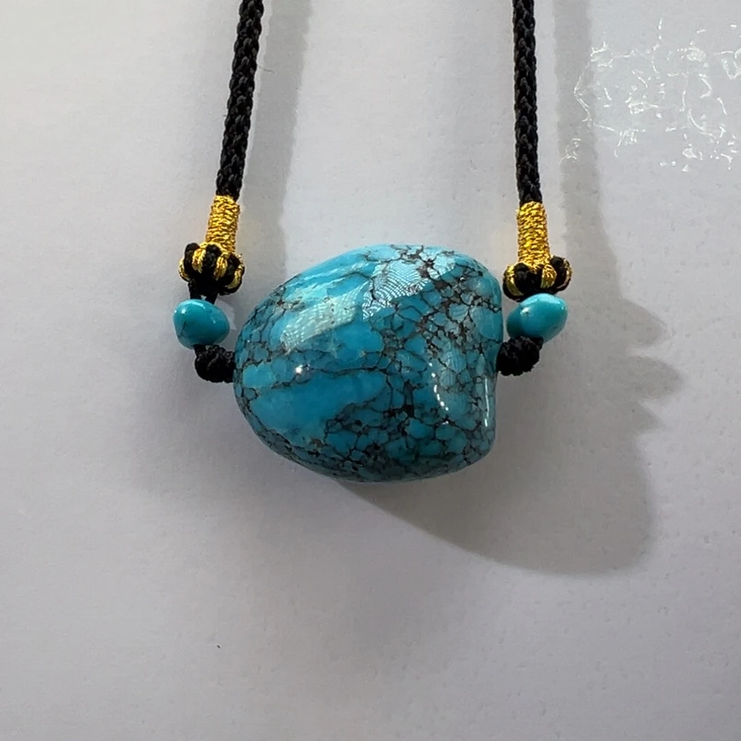 绿松石未镶嵌挂件