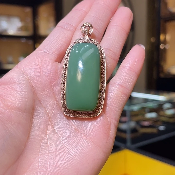 颈饰未镶嵌和田玉平安牌