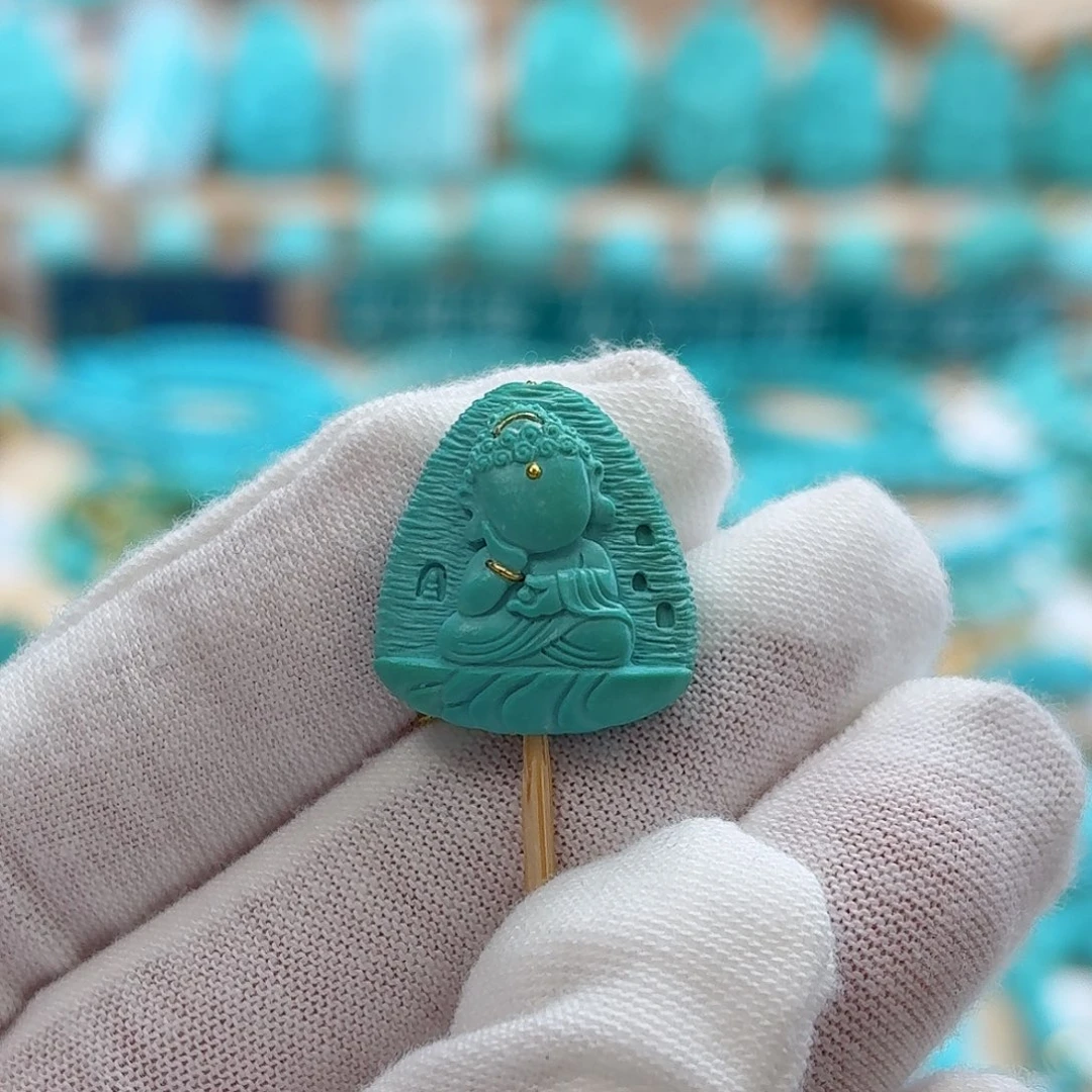 绿松石未镶嵌珠宝奇石