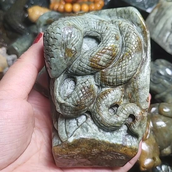 岫岩河磨玉（透闪石质玉）未镶嵌挂件