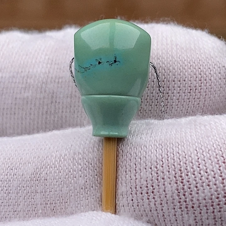 绿松石未镶嵌珠宝奇石10