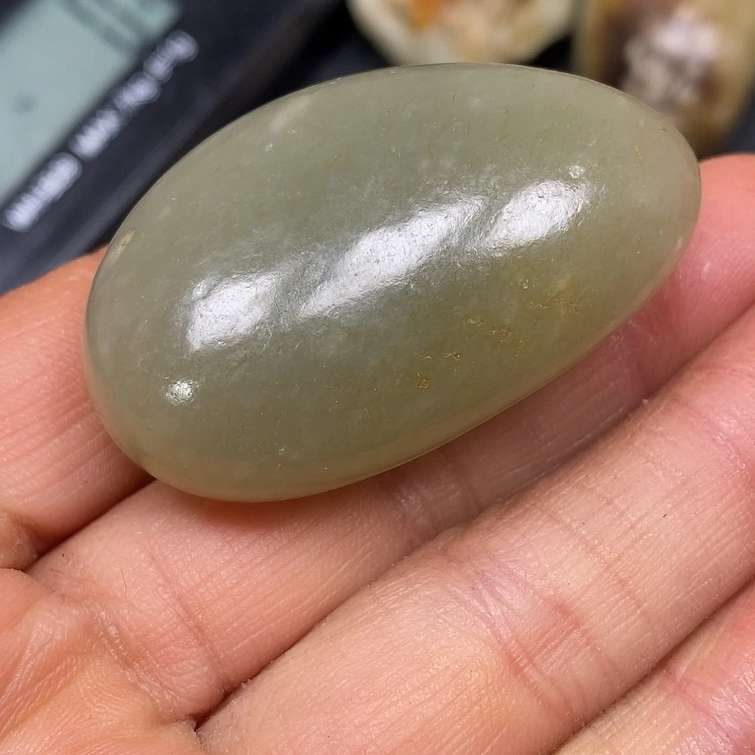 和田玉未镶嵌珠宝奇石